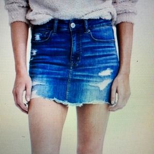 American Eagle Distressed Mini Skirt Size
